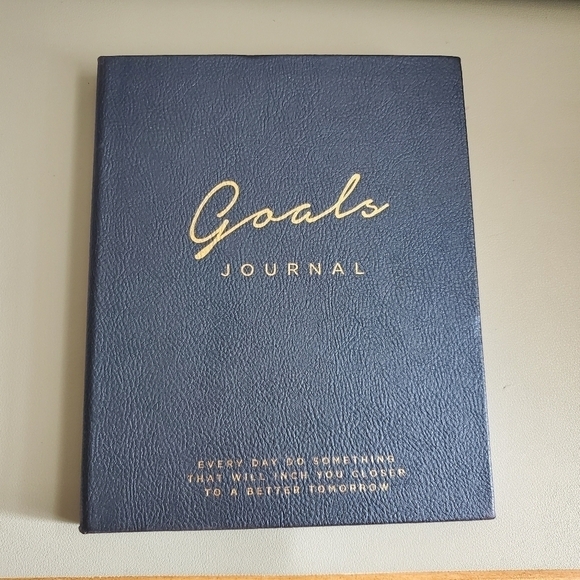 Hardbound leather like notebook journal - Picture 2 of 9